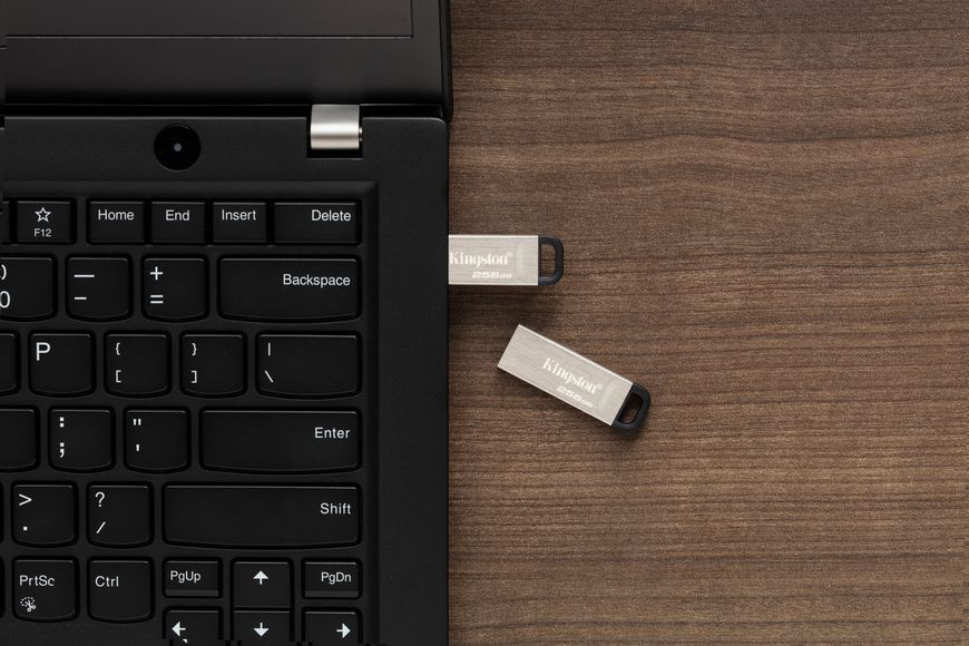 Флеш-накопичувач USB3.2 64GB Kingston DataTraveler Kyson Silver/Black (DTKN/64GB) DTKN/64GB фото