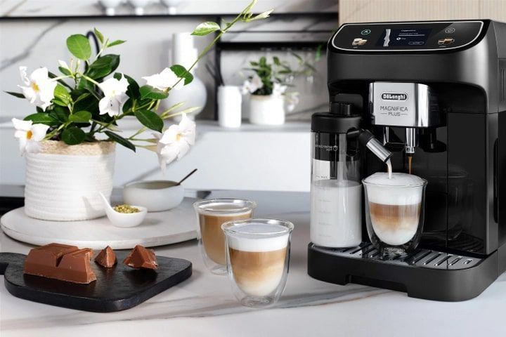 Кавомашина Delonghi ECAM 320.60 B Magnifica Plus ECAM 320.60 B фото