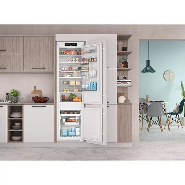 Вбудований холодильник Indesit INC20T321EU INC20T321EU фото