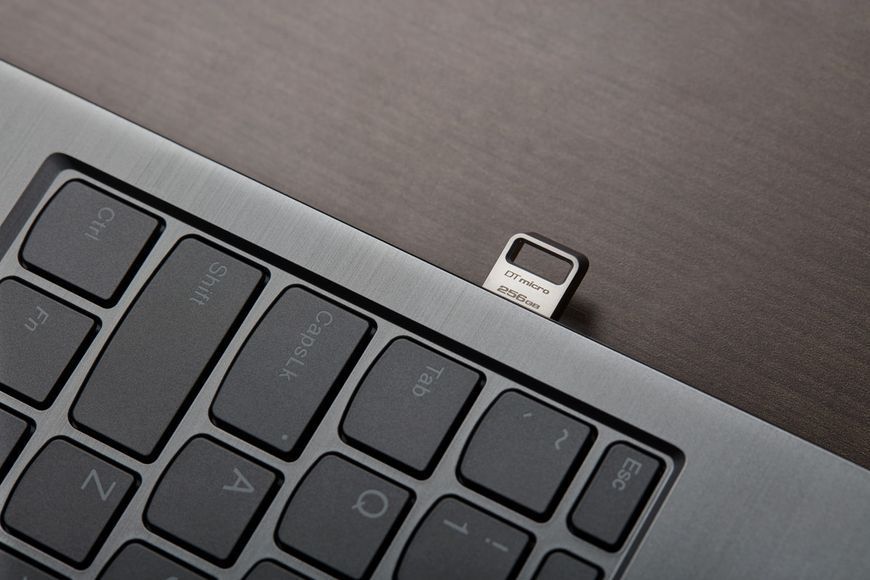 Флеш-накопичувач USB3.2 128GB Kingston DataTraveler Micro (DTMC3G2/128GB) DTMC3G2/128GB фото