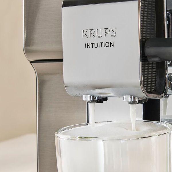 Кавомашина Krups Intuition Experience Hot&Cold EA879EE0 EA879EE0 фото